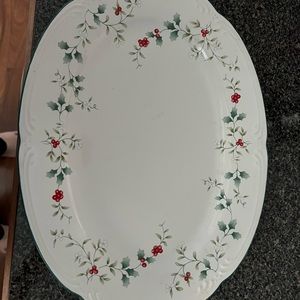 Pfaltzgraff Winterberry Platter